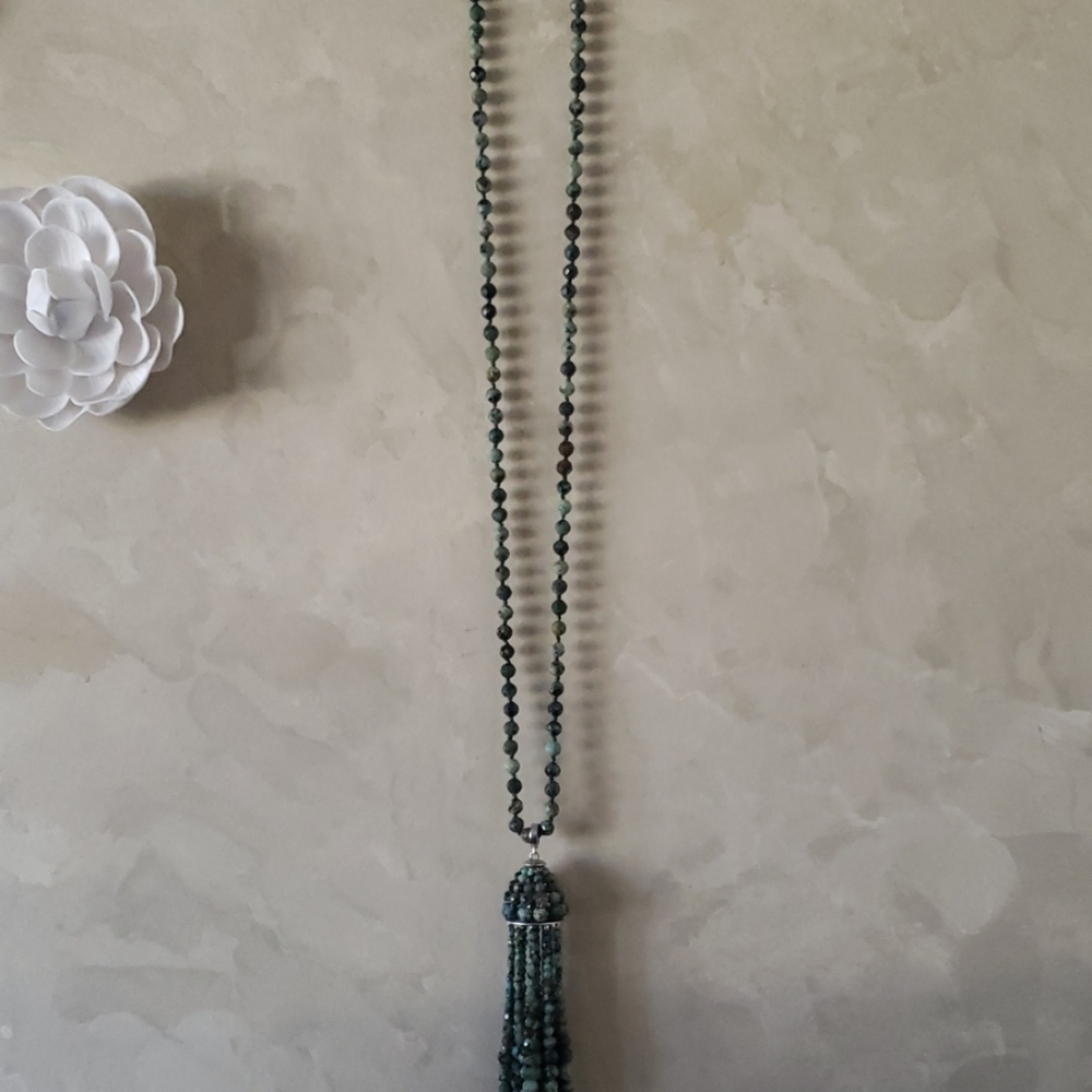 Kendra Scott Sylvia necklace